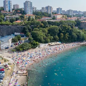 ellenőrizze a rendelkezésre állást
